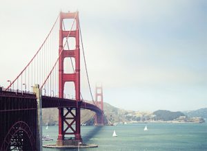 picture of the Golden Gate Bridge